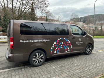 Hotel-Transfer im Kurort Luhačovice: bequem und sorgenfrei bis zu den ROYAL SPA-Hotels
