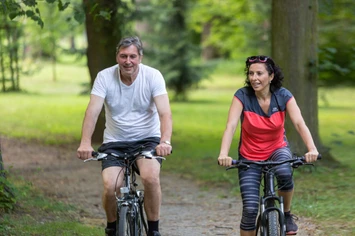 Krásu Luhačovic a okolí poznáte po vyznačených cyklotrasách pro malé i velké